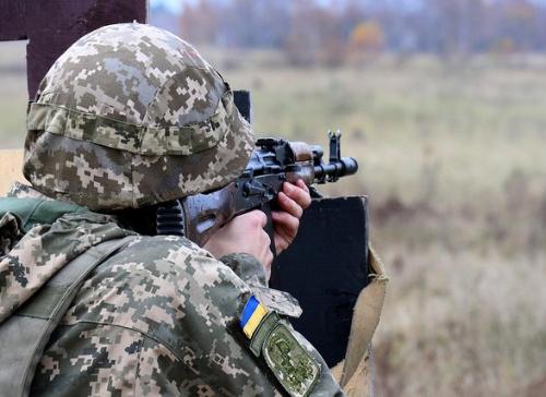 В зоне ООС обострилась ситуация В зоне ООС обострилась ситуация