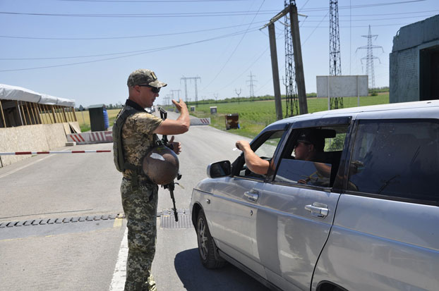 На КПВВ Донбасса изменили пропускной режим