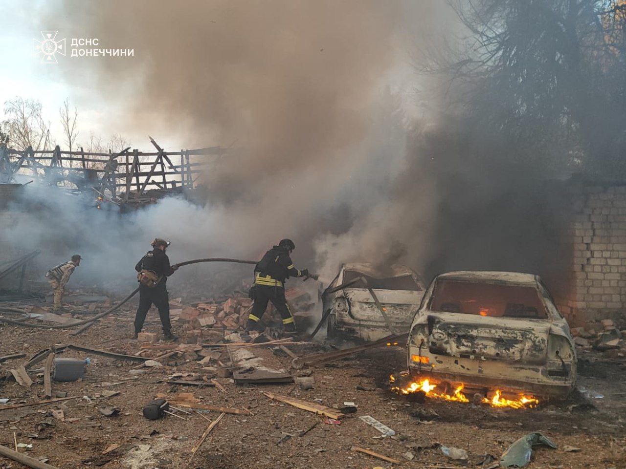 На Олексієво-Дружківку скинули дві бомби