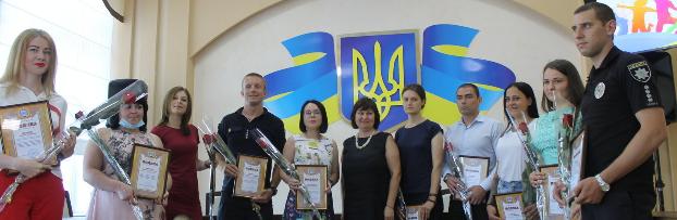 Накануне Дня молодежи в Покровске чествовали «Лучших по профессии»