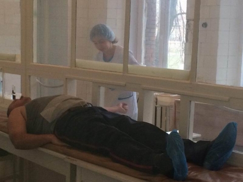 Полицейские в Славянске сдали кровь для пострадавших в ДТП