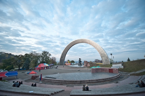 В Киеве снесут арку Дружбы народов