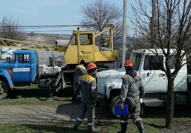 Десятки домов горожан сегодня в Константиновке без света