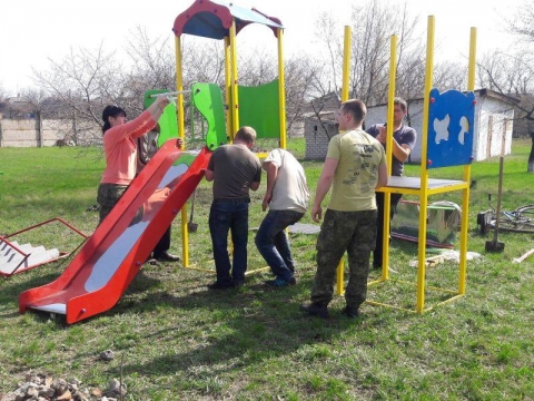 В детском саду Дружковки обустроили игровую площадку