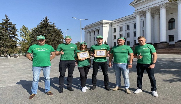 В Краматорске нарисовали самую большую карту Украины. Теперь официально