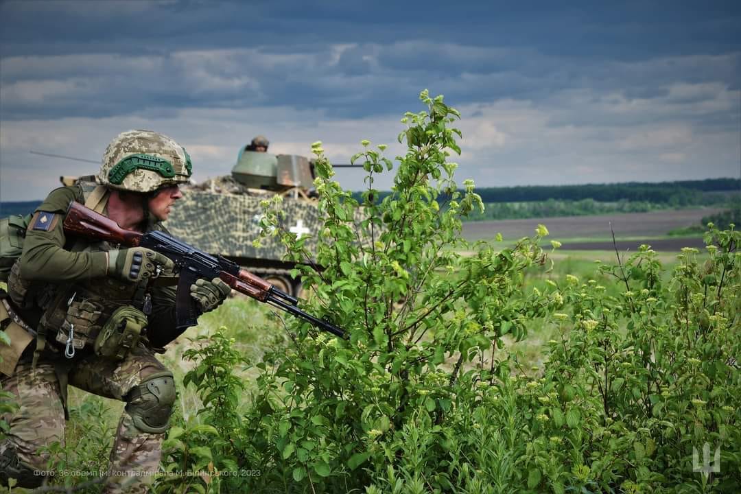 За прошедшие сутки противник нанес ракетный удар по территории Украины