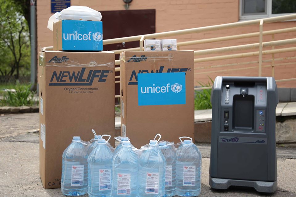 Детский фонд ООН (ЮНИСЕФ) передал помощь трем больницам Луганщины