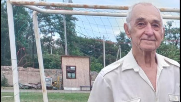 Спортсмены из Константиновки пообщались с известным в прошлом футболистом
