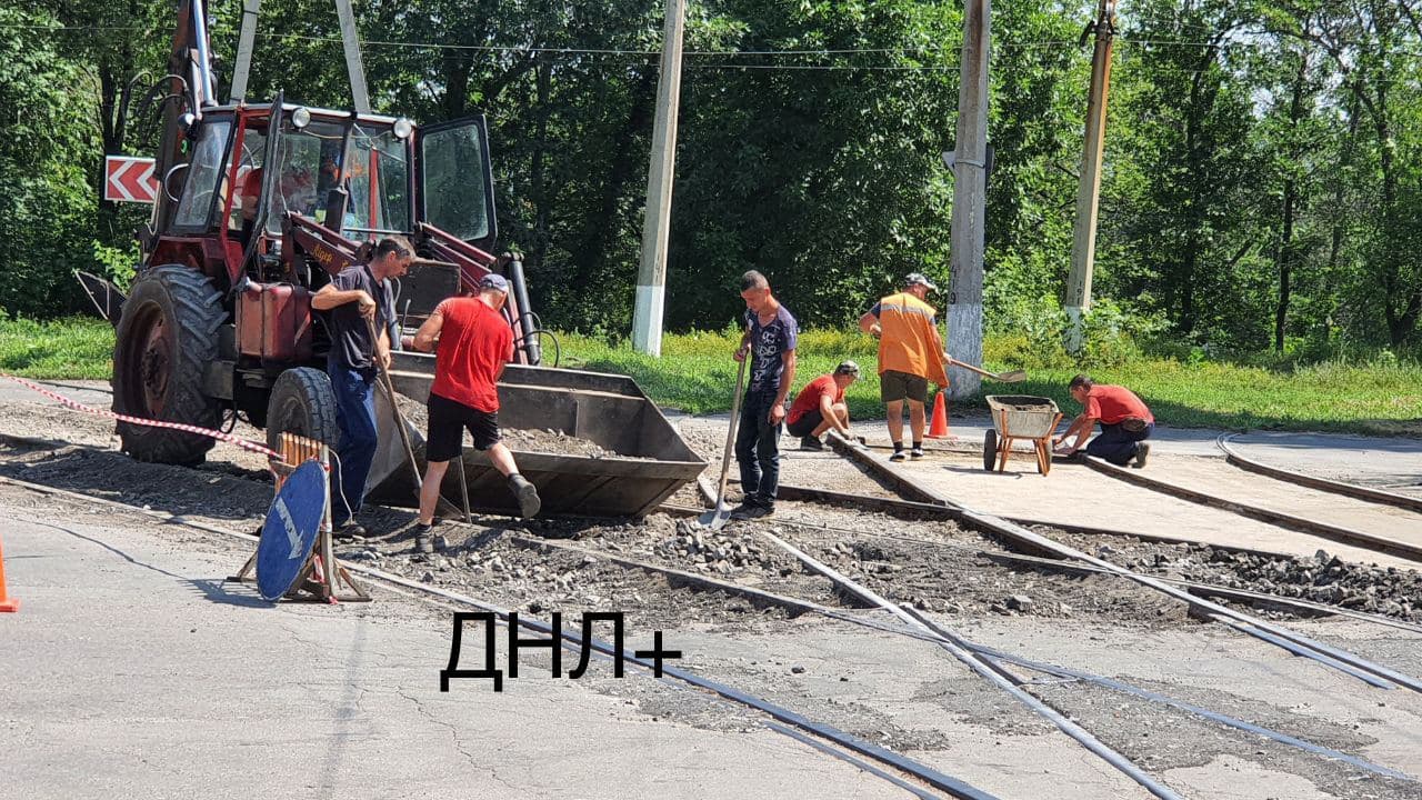 В Дружковке ремонтируют проблемный участок дороги на улице Машиностроителей