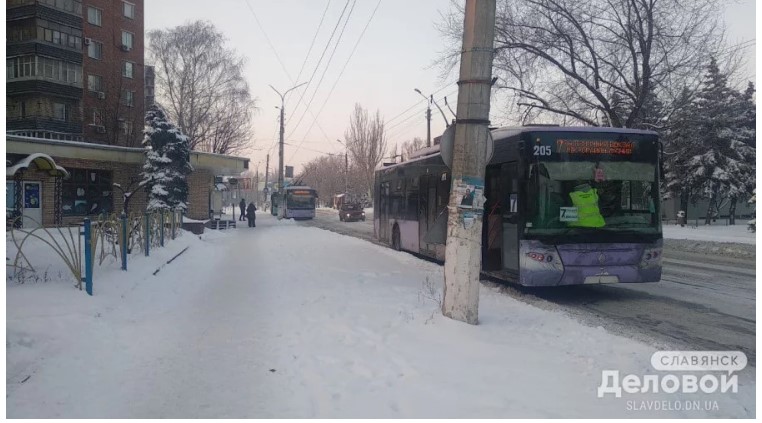 В Славянске остановился электротранспорт