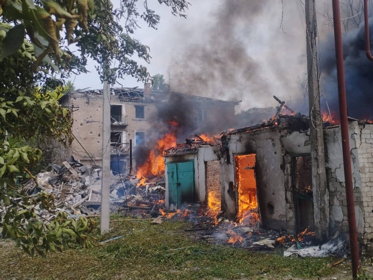 Одна людина загинула, п’ятеро зазнали поранень за добу на Донеччині Одна людина загинула, п’ятеро зазнали поранень за добу на Донеччині