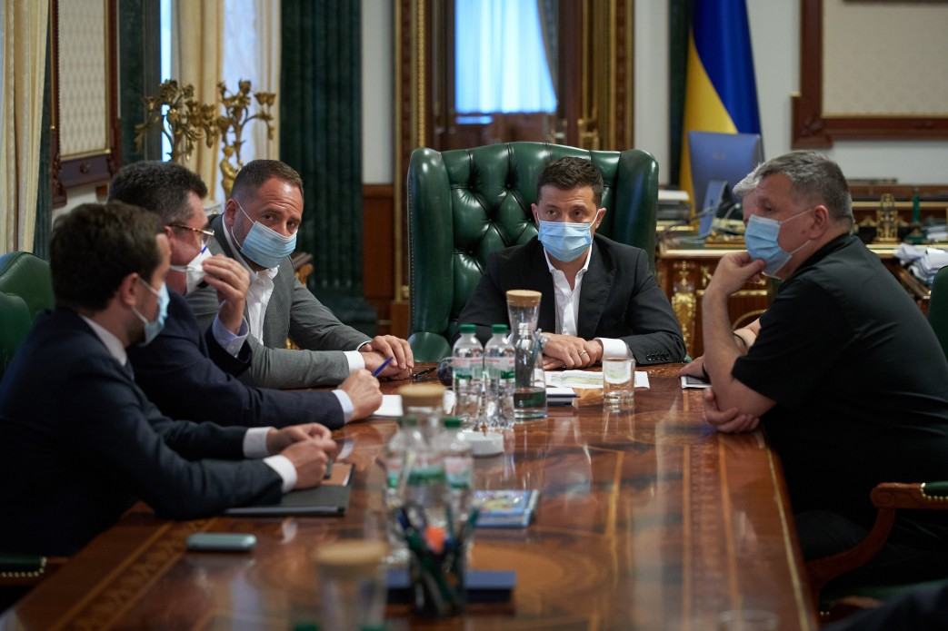 Зеленский прибыл в Луганскую область: обещает компенсацию пострадавшим от пожара