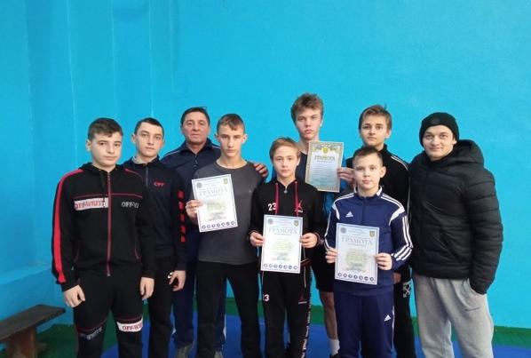 Чемпионат Донецкой области по борьбе стал удачным для спортсменов из Угледара