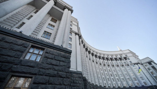 Кабинет министров Украины снова закрыл рынки