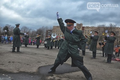 Славянск посетит военный оркестр