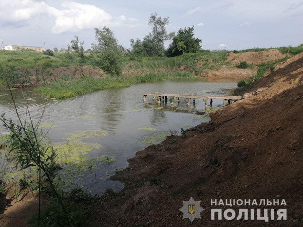 Оставили без присмотра: На Донетчине утонул 4-летний мальчик Оставили без присмотра: На Донетчине утонул 4-летний мальчик