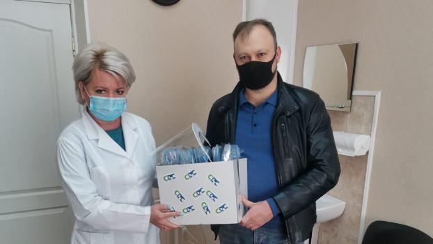 Благотворители предоставили защитные экраны для медиков Славянска