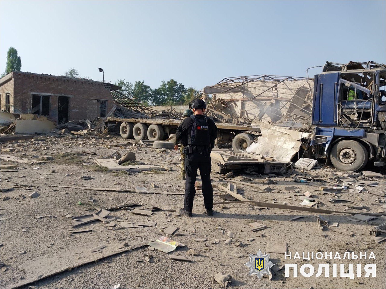 Поліцейські задокументували наслідки російських атак в Донецькій області: поранені 7 мирних жителів