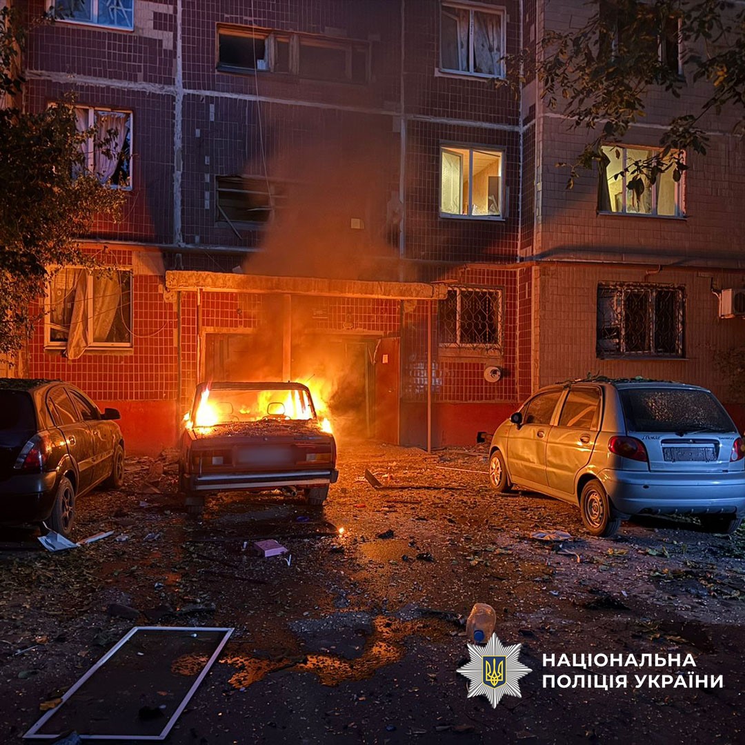 Дві людини загинули, ще 25 – зазнали поранень через масовані обстріли Донеччини Дві людини загинули, ще 25 – зазнали поранень через масовані обстріли Донеччини