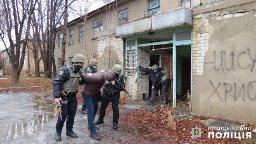 Полиция Дружковки провела операцию по освобождению заложников
