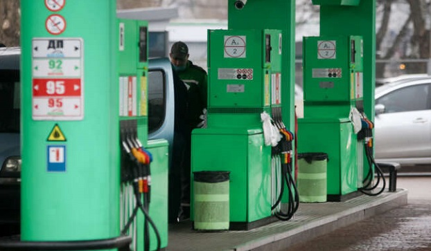 В Украине в ближайшие недели цены на бензин и дизель снизятся 