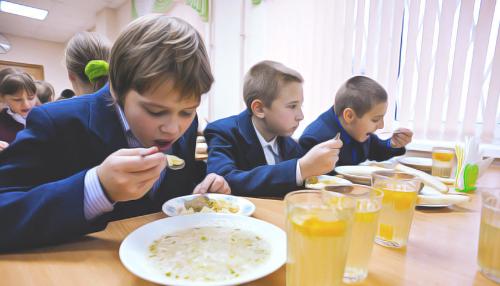 В школы Северодонецка веpнулось горячее питание 