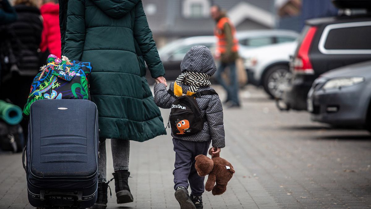 У деяких населених пунктах на Донеччині оголошена евакуація родин з дітьми у примусовий спосіб