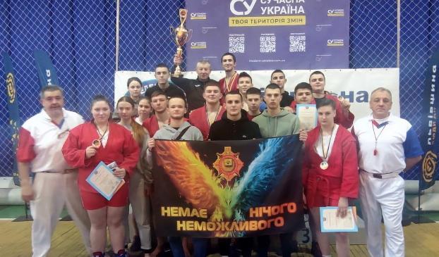 Сборная Донецкой области стала второй на чемпионате Украины по самбо среди взрослых