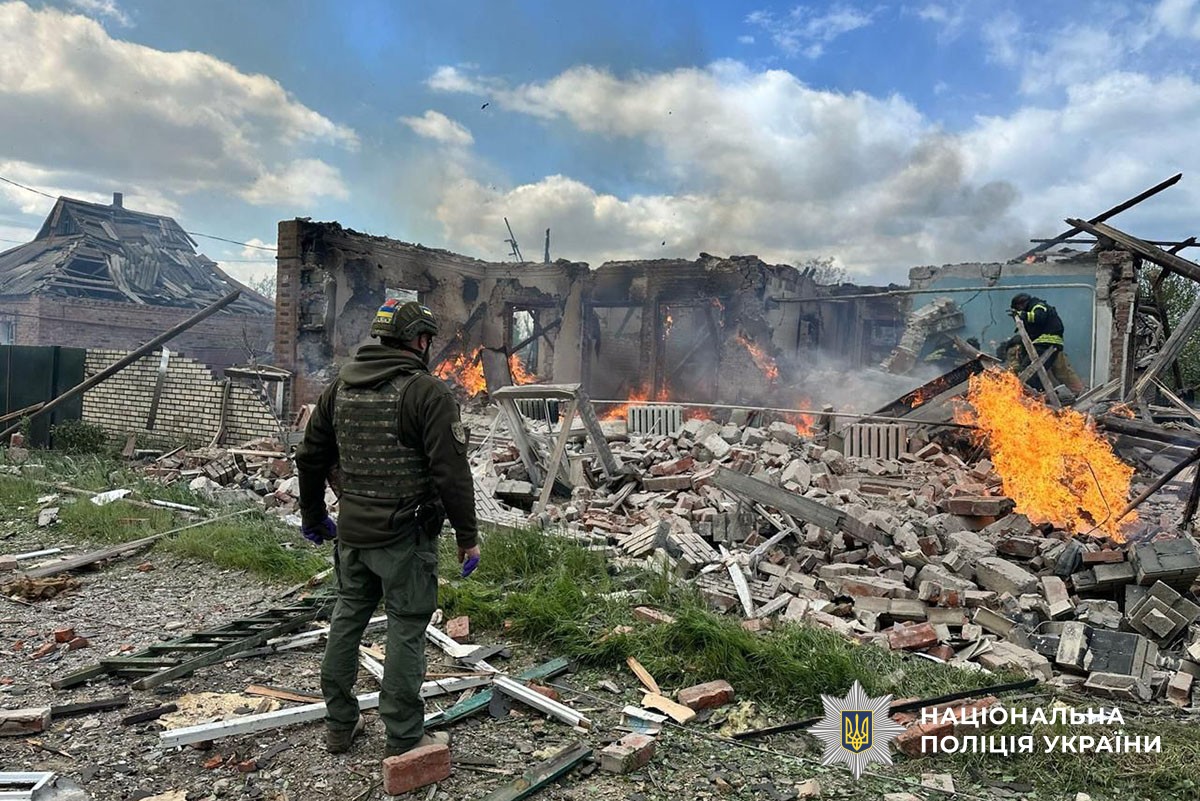 П’ять загиблих і шість поранених за добу на Донеччині