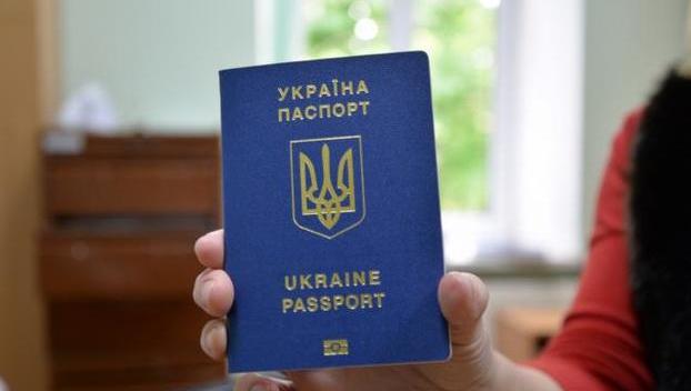 В Славянске женщина предъявила поддельный паспорт