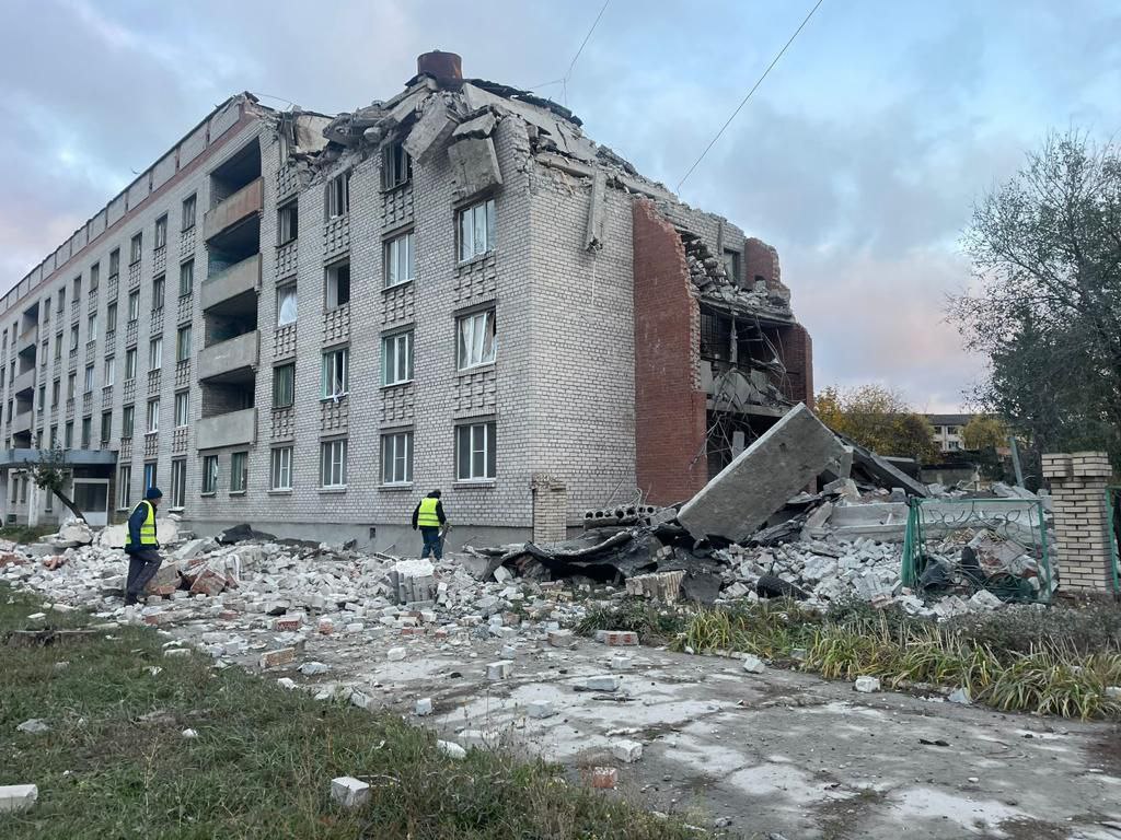 Окупанти вдарили по гуртожитку в Слов'янську