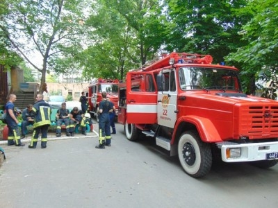 В центре Мариуполя тушили пожар