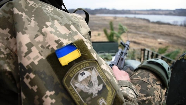 Украинский военный подорвался на Донбассе — штаб ООС