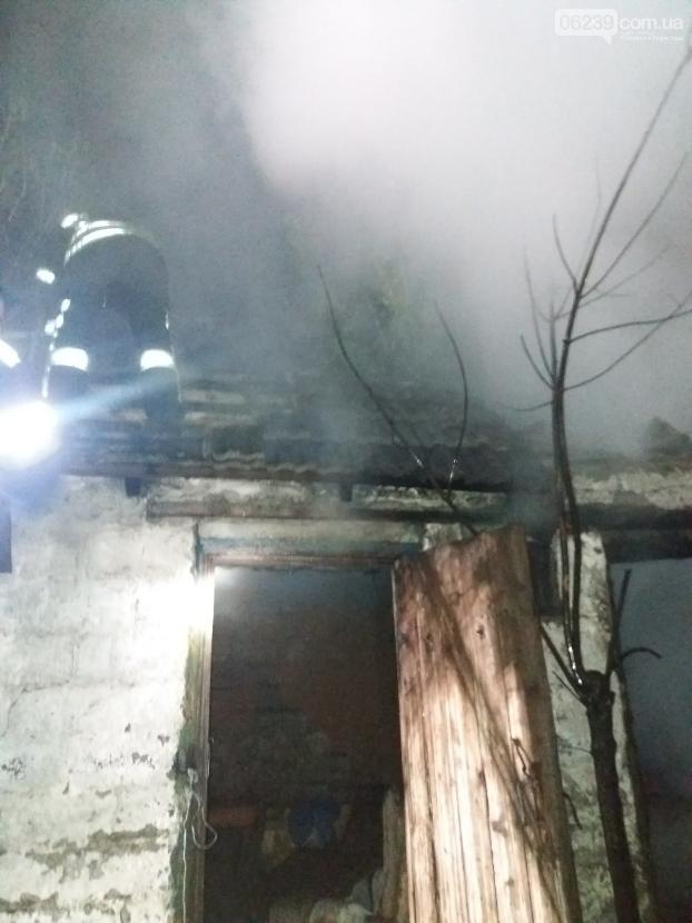 В одном из сел Покровского района произошел пожар  
