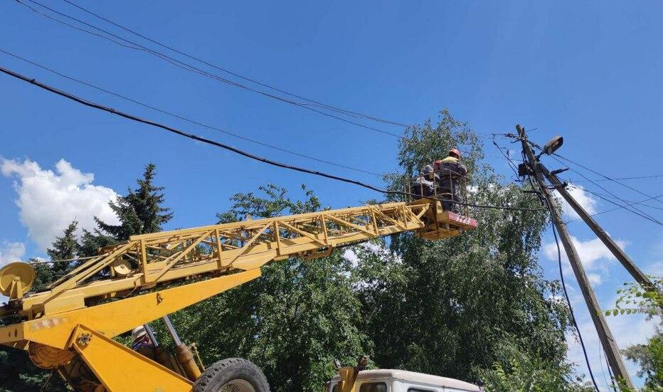 Енергетики відновили електропостачання у 16 ​​населених пунктах Донецької області