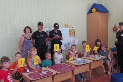 В Краматорске полицейские предупредили детей об опасности
