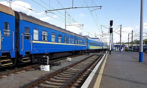 Военные устроили перестрелку в поезде Киев - Константиновка