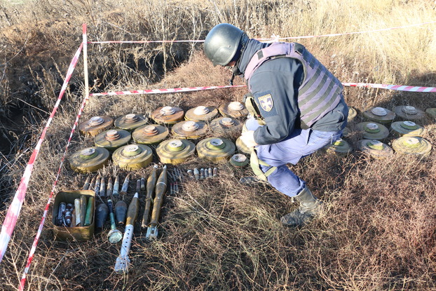 В 2020 году от взрыва мин на Донбассе погибло 10 гражданских — ОБСЕ