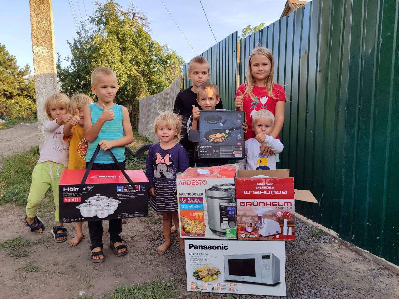 Благодійники надали допомогу краматорським багатодітним родинам та дітям з інвалідністю