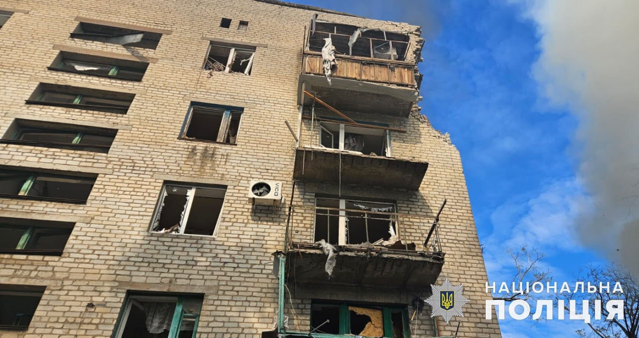 У Дружківці планують відновити багатоповерхівку, пошкоджену внаслідок обстрілу У Дружківці планують відновити багатоповерхівку, пошкоджену внаслідок обстрілу