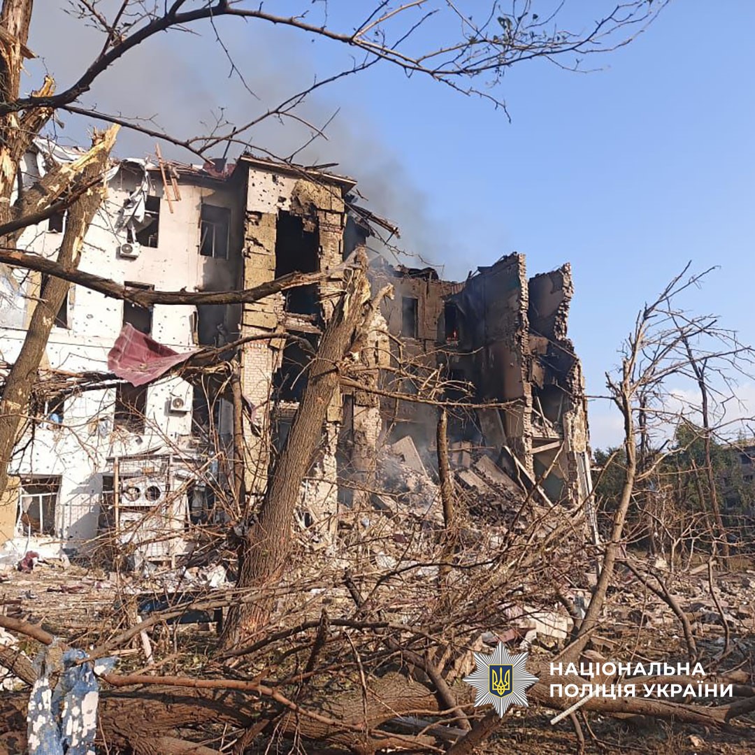 За добу загинуло 6 людей на Донеччині, ще 10 осіб зазнали поранень За добу загинуло 6 людей на Донеччині, ще 10 осіб зазнали поранень
