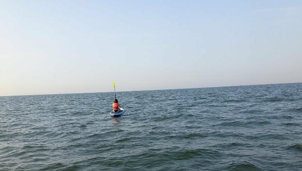 Девушку в Мариуполе на доске унесло в море Девушку в Мариуполе на доске унесло в море