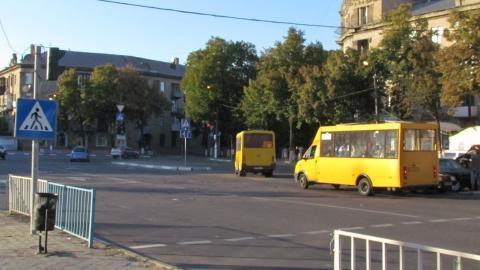 Дружковский исполком разорвал договор с автобусным перевозчиком на Николайполье