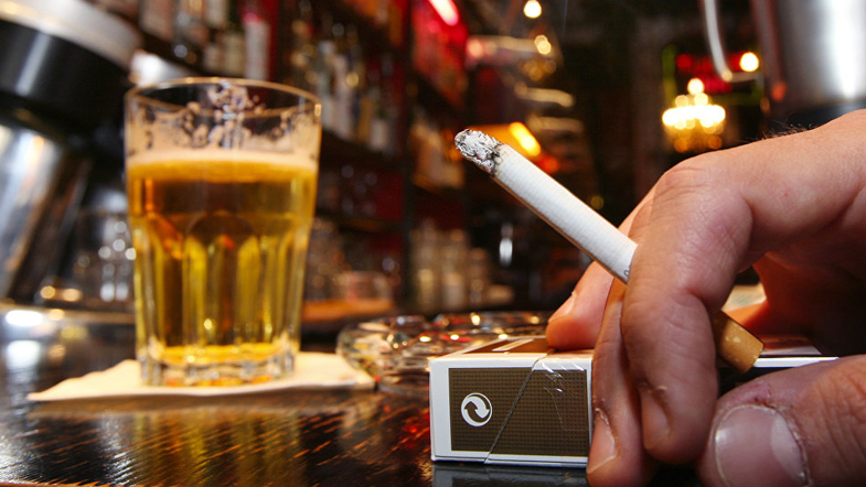 Алкоголь и табак принес миллионные доходы