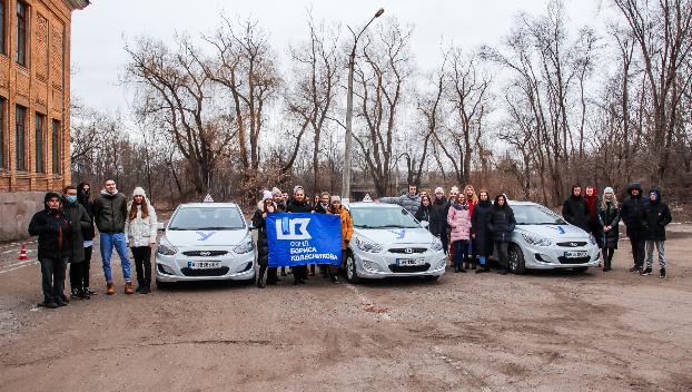 Социальная автошкола Фонда Бориса Колесникова выпустила учеников категории В