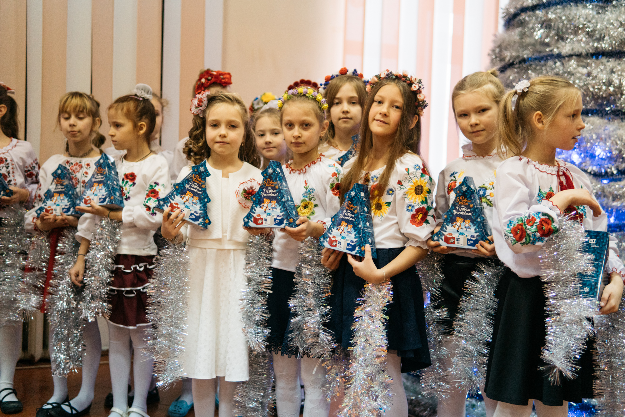 В Константиновке депутаты поздравили детей с Днем святого Николая