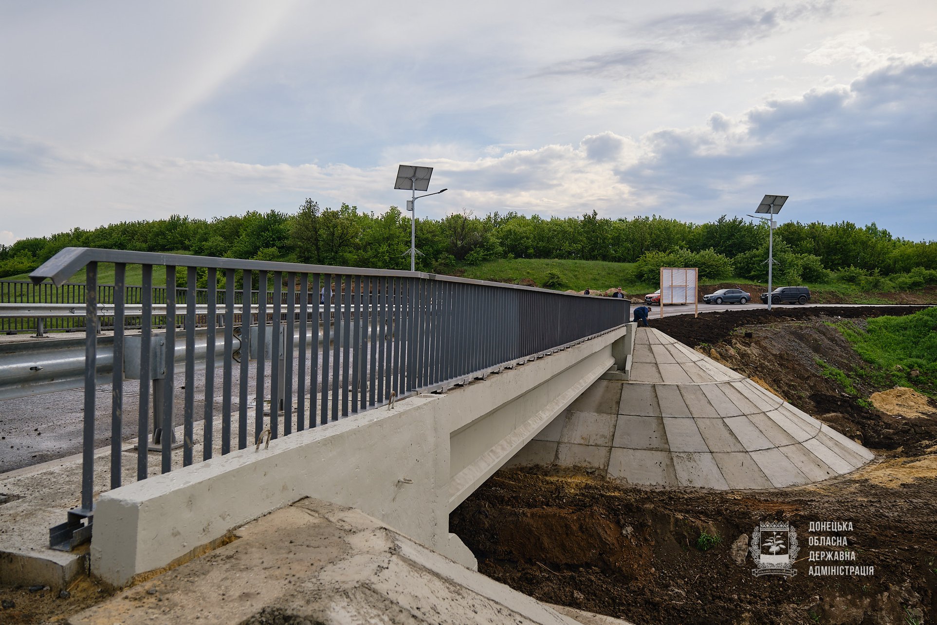 На Донетчине завершена реконструкция моста на дороге вокруг ОРДО