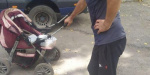 В Лисичанске злоумышленники  пpятали укpаденный канализационный люк  в детской коляске 