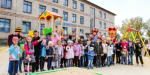 Благотворители установили новую детскую площадку в Константиновском районе