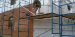 Четверо работников травмировались во время ремонта Дома творчества в Старобельске